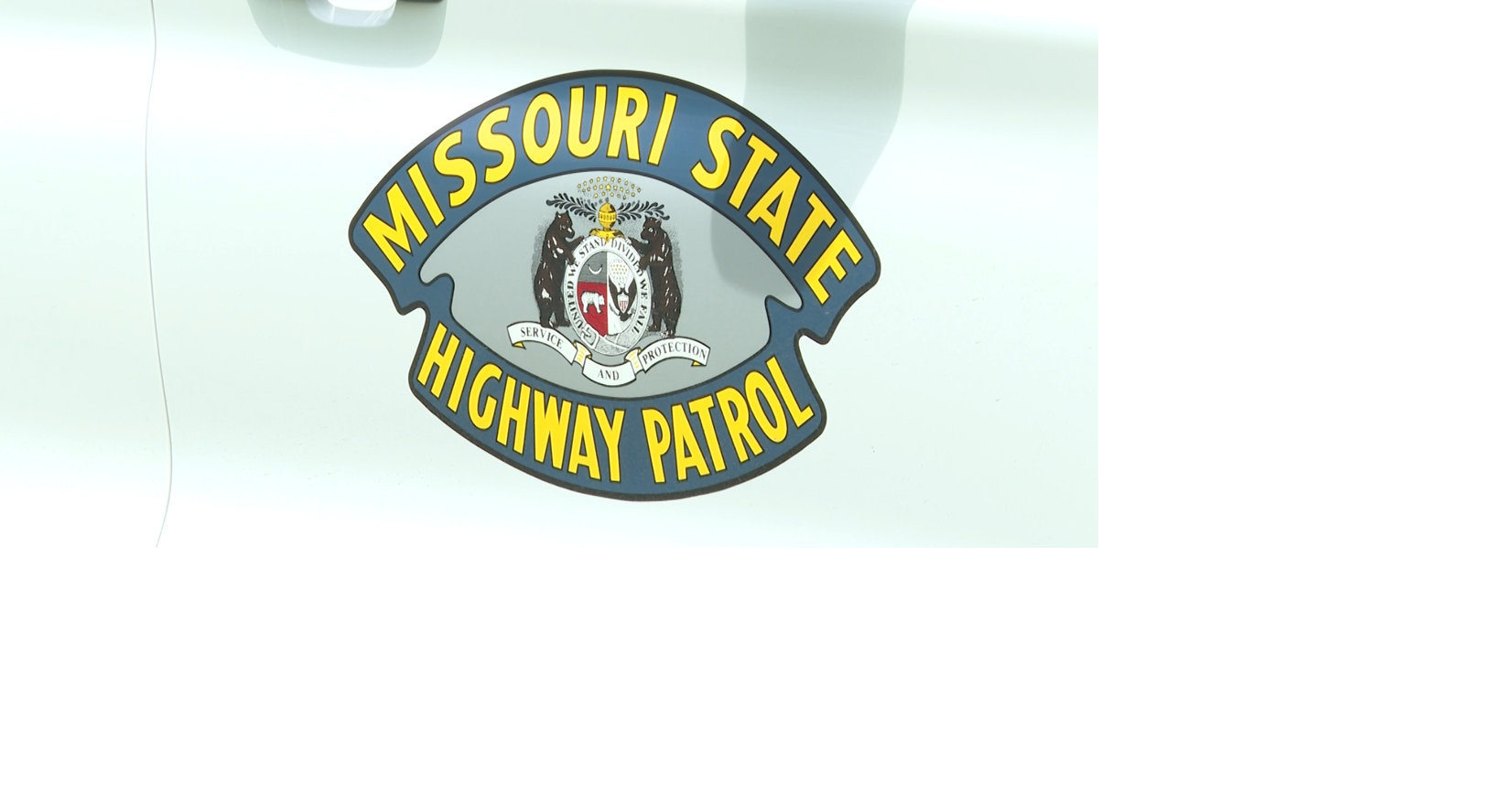 Man and female transported to hospital after early Sunday morning crash