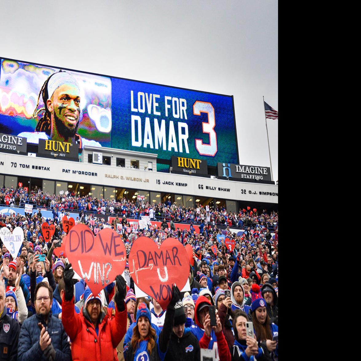 Damar Hamlin awake, off breathing tube, FaceTimed with Bills teammates