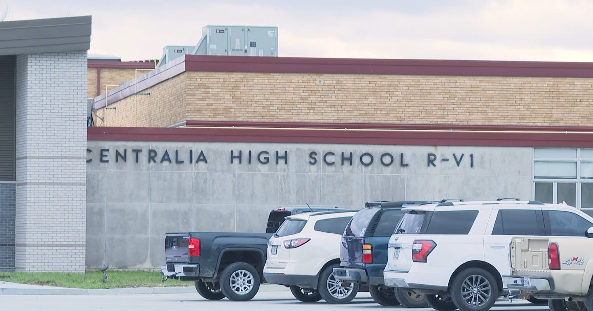 18yearold charged after breakin at Centralia High School Mid