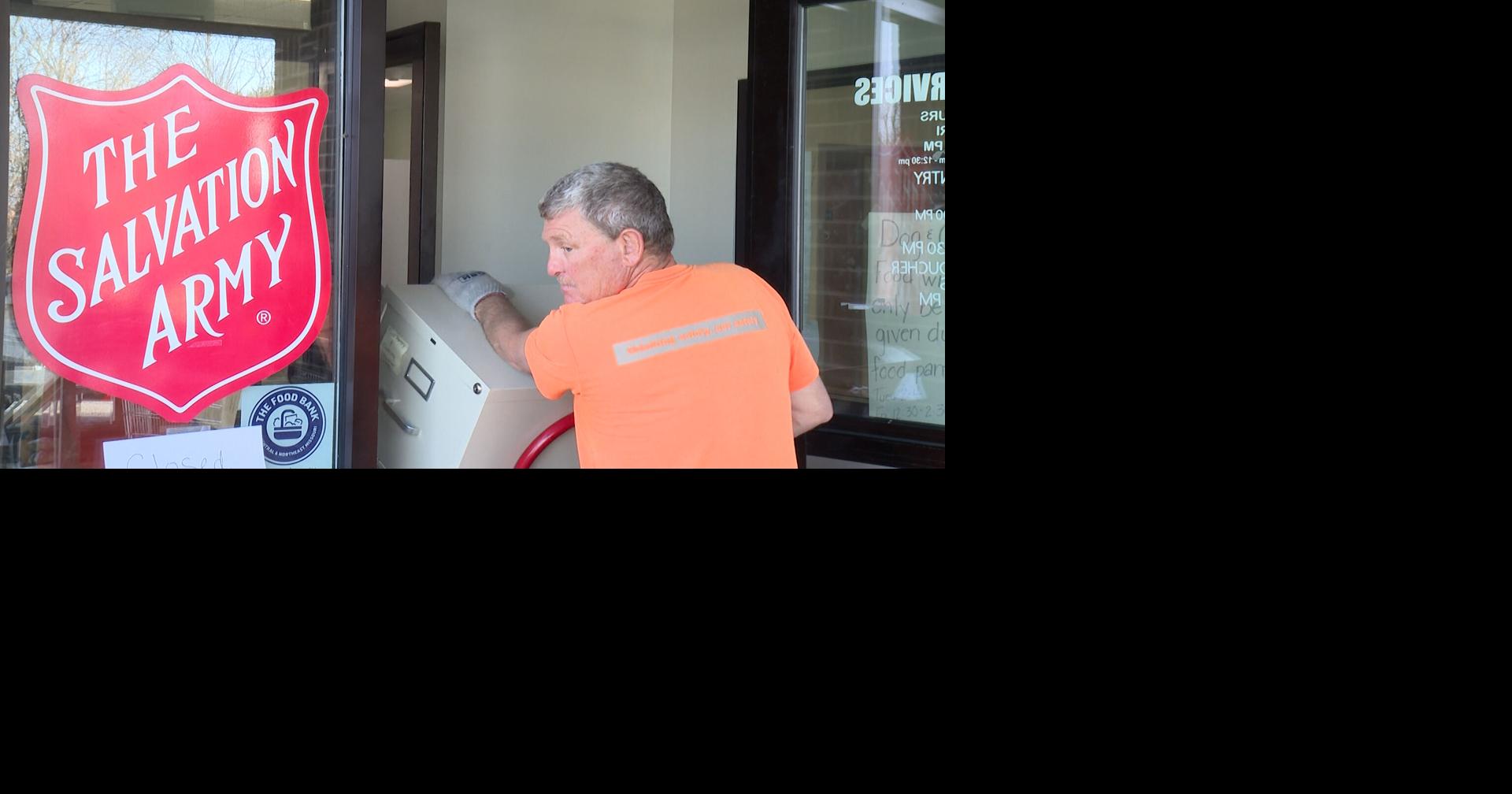 milwaukee-area-high-schoolers-walkout-of-school-to-protest-ice-news