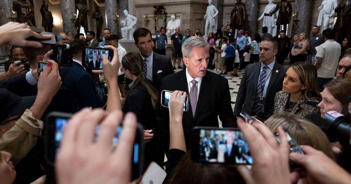 House fails to block effort to oust McCarthy House fails to block effort to oust McCarthy