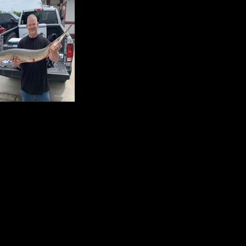 Nebraska man breaks Missouri record for shortnose gar at Lake of the Ozarks