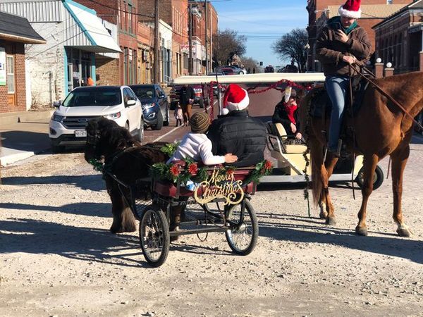 Fulton christmas deals parade