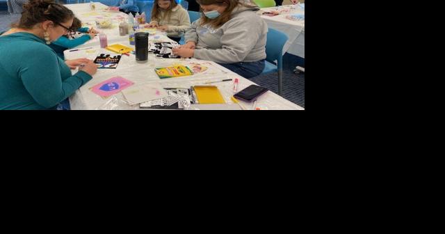 Local group kicks off Hanukkah with crafts and treats - Vimarsana News