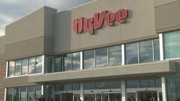 Hy Vee shoppers comment on decision not to require masks ...