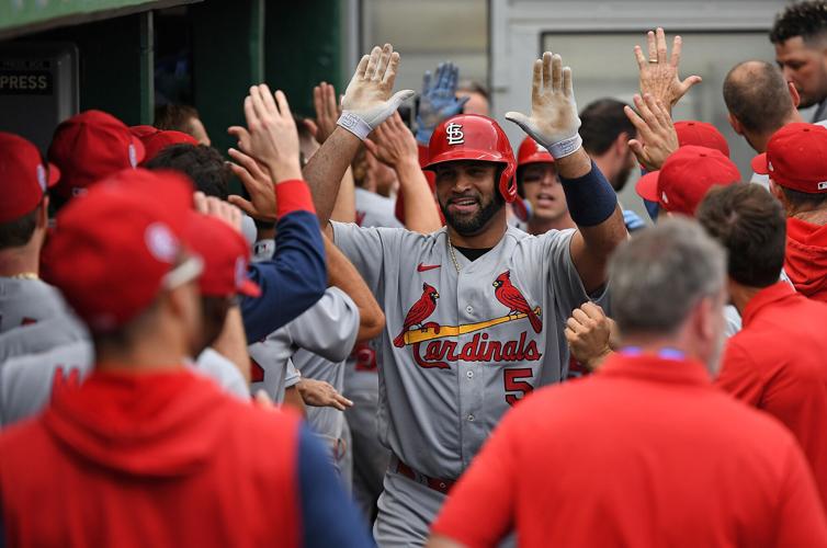 Cardinals distract fans with new uniforms