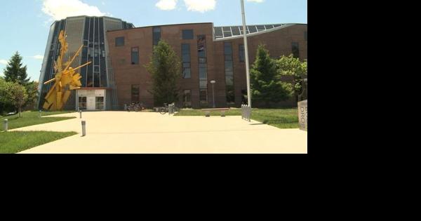 Daniel Boone Regional Library employees vote to unionize - Vimarsana News