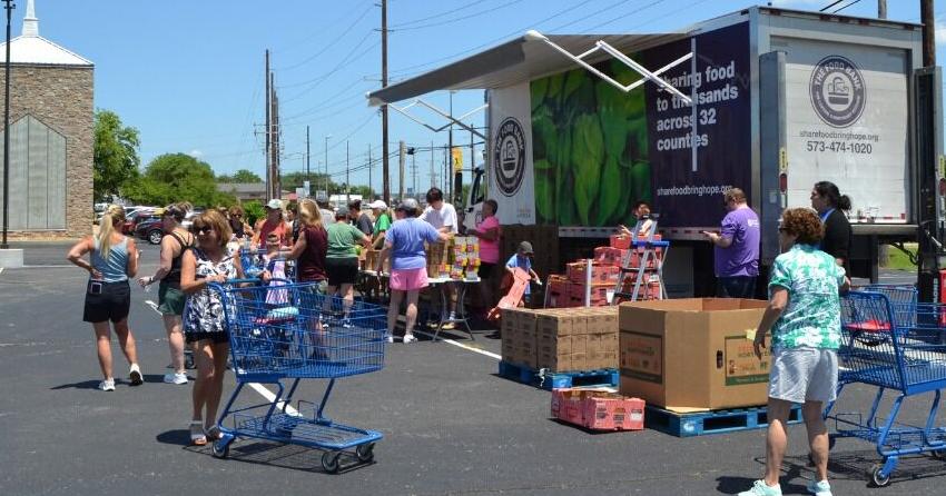 Demand increases at mid-Missouri food bank, community responds