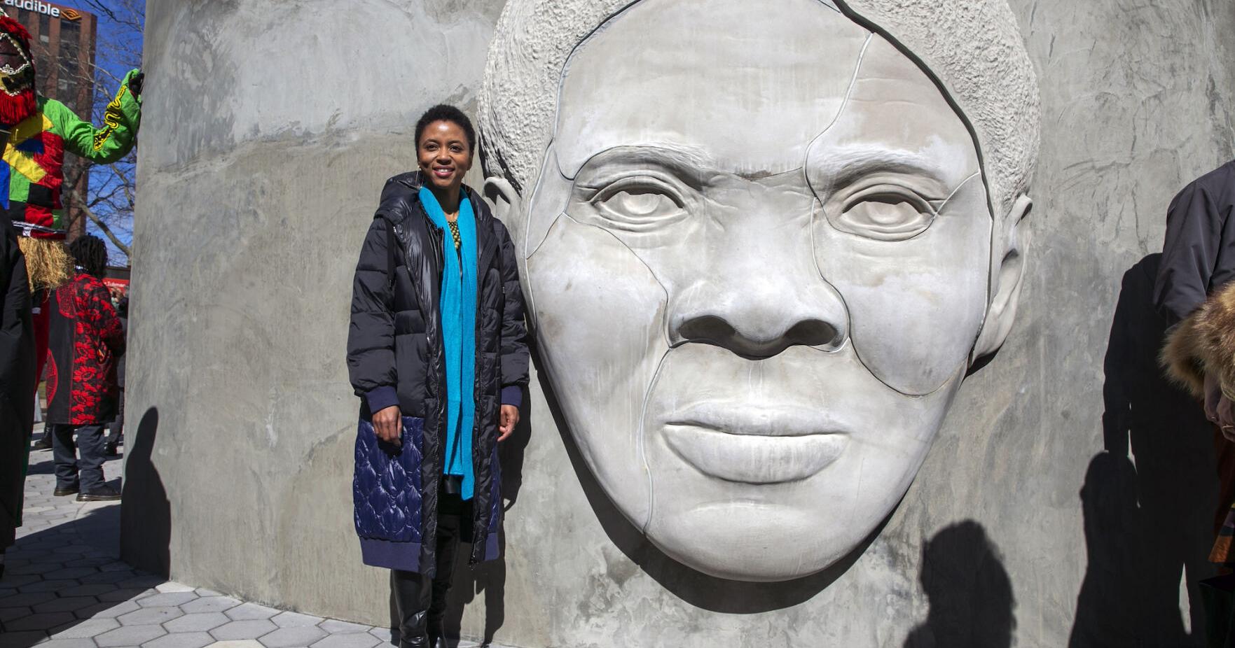 Harriet Tubman monument unveiled, replacing Columbus statue in Newark, New Jersey - Vimarsana News