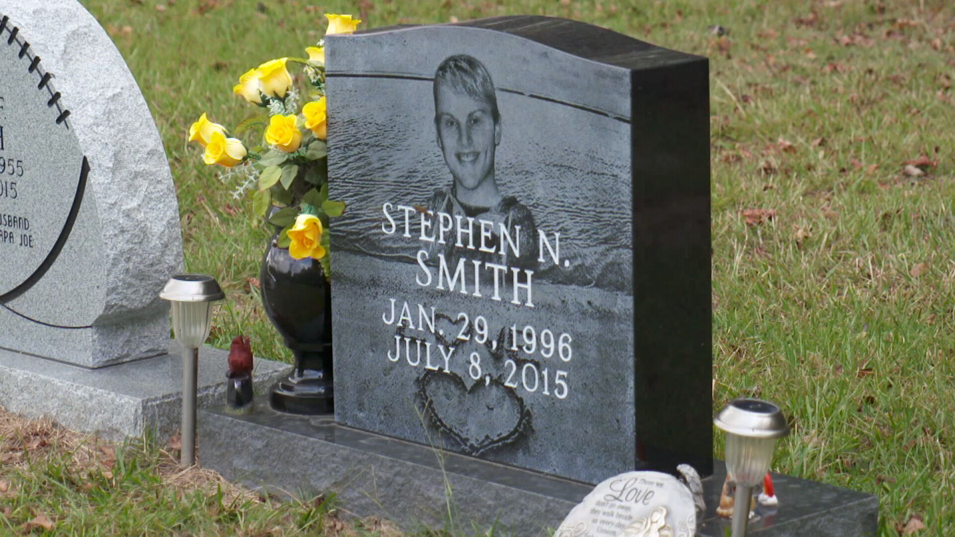 Stephen Smith's body exhumed and examined almost 2 years after Murdaugh case prompted renewed scrutiny | Nation & World News | komu.com