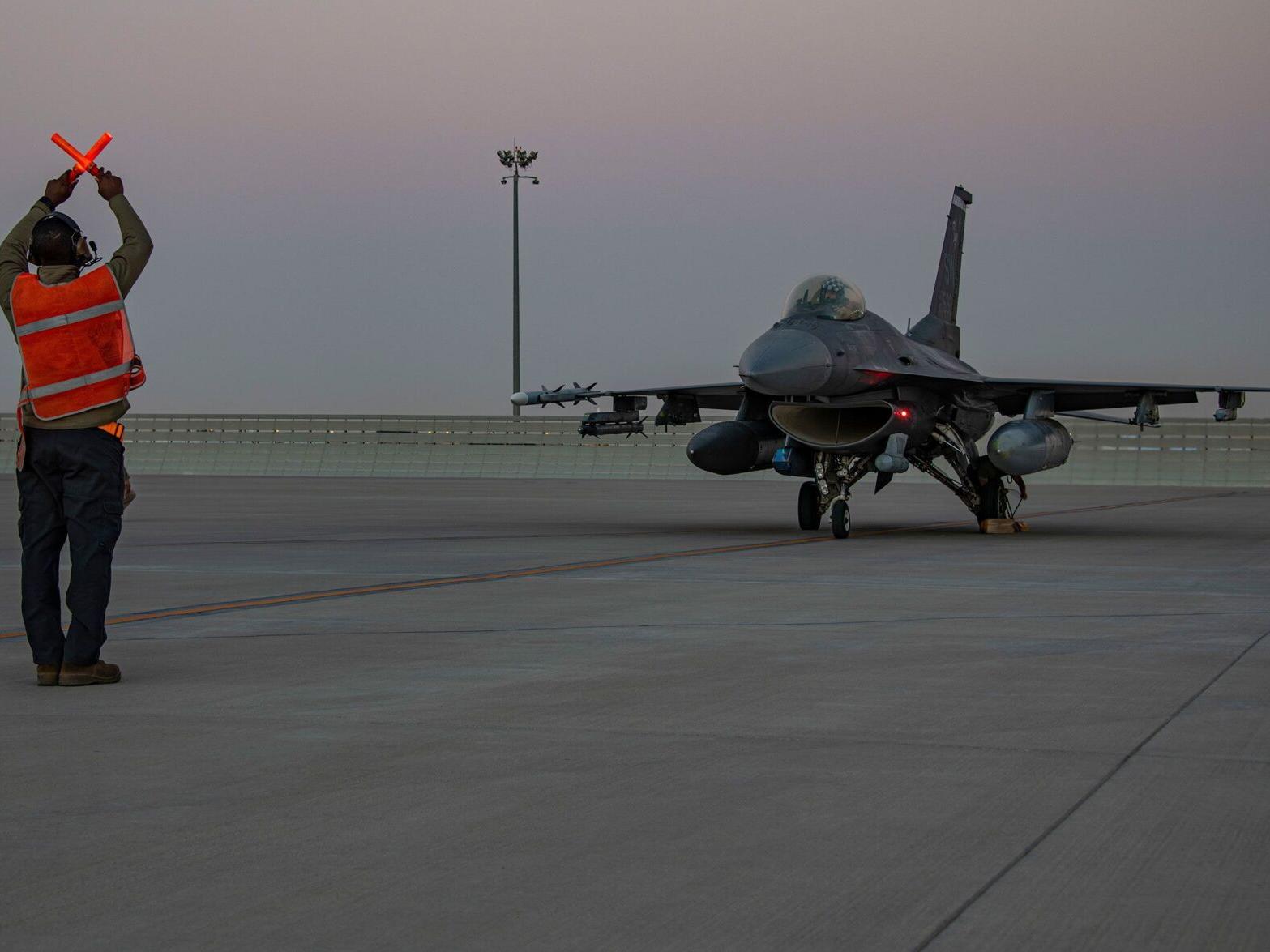 US quietly reaches agreement with Qatar to keep operating largest military  base in Middle East | Nation & World News | komu.com