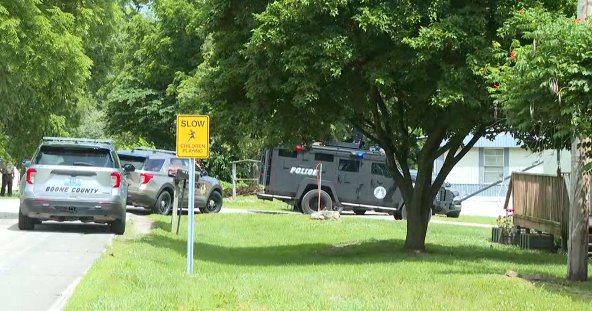 Man dead after standoff at Sturgeon trailer park - Vimarsana News