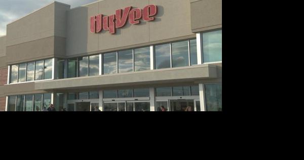 Hy-Vee pulls certain cheeses after possible Listeria contaimination - Vimarsana News