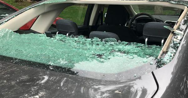 Hail damage destroys cars and windows around mid Missouri | News | komu.com