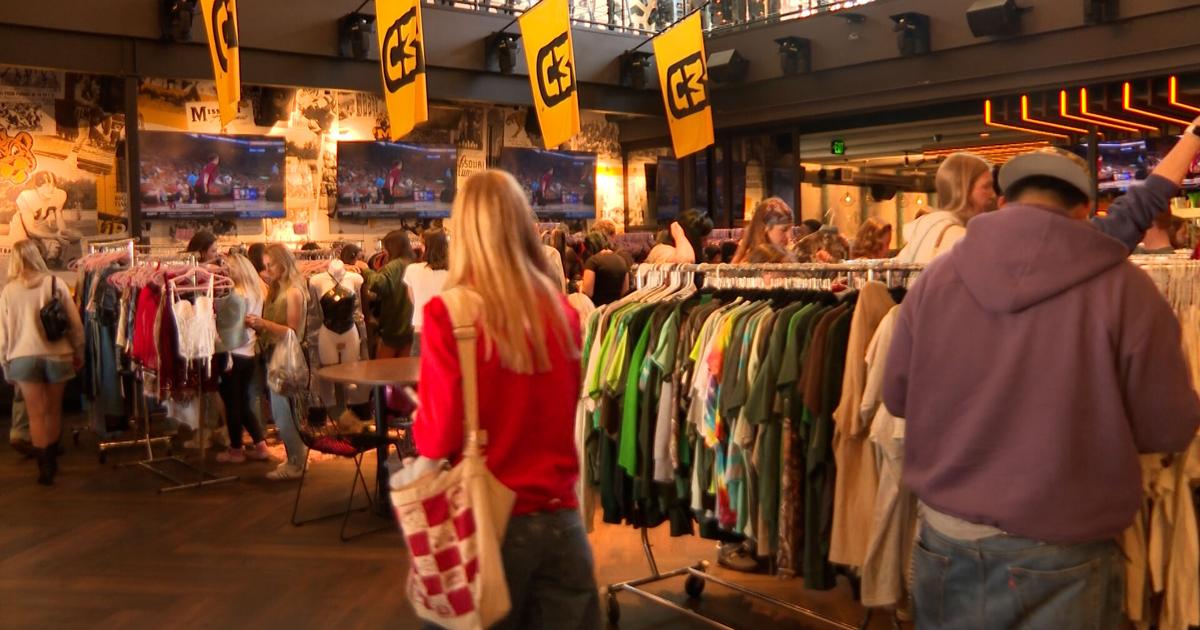 Missouri Vintage Fest brings over 30 vendors to downtown Columbia