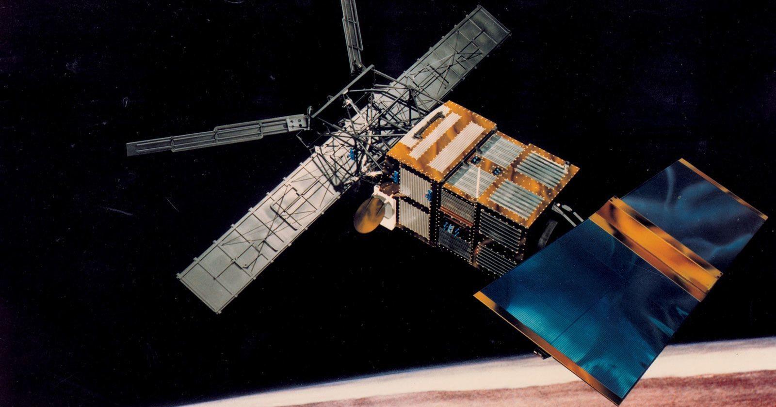 No damage reported after 5,000-pound satellite fell to Earth Wednesday - Vimarsana News