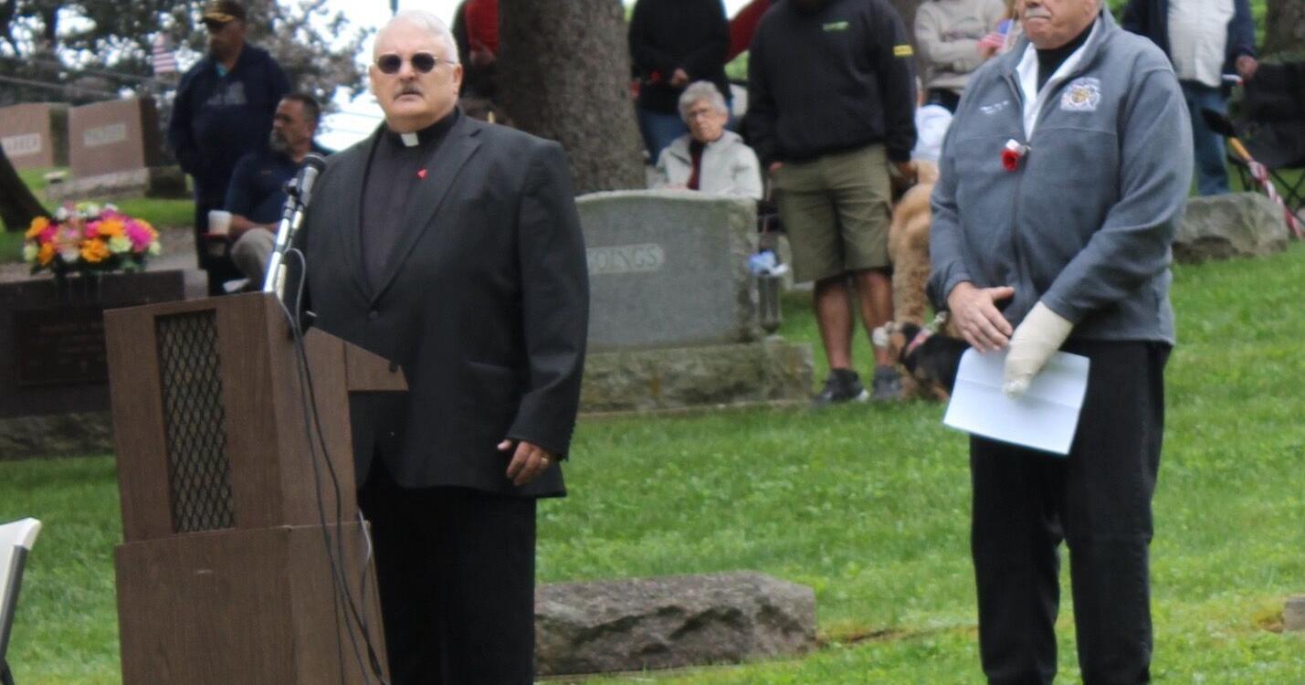 Albion memorializes its veteran - Vimarsana News