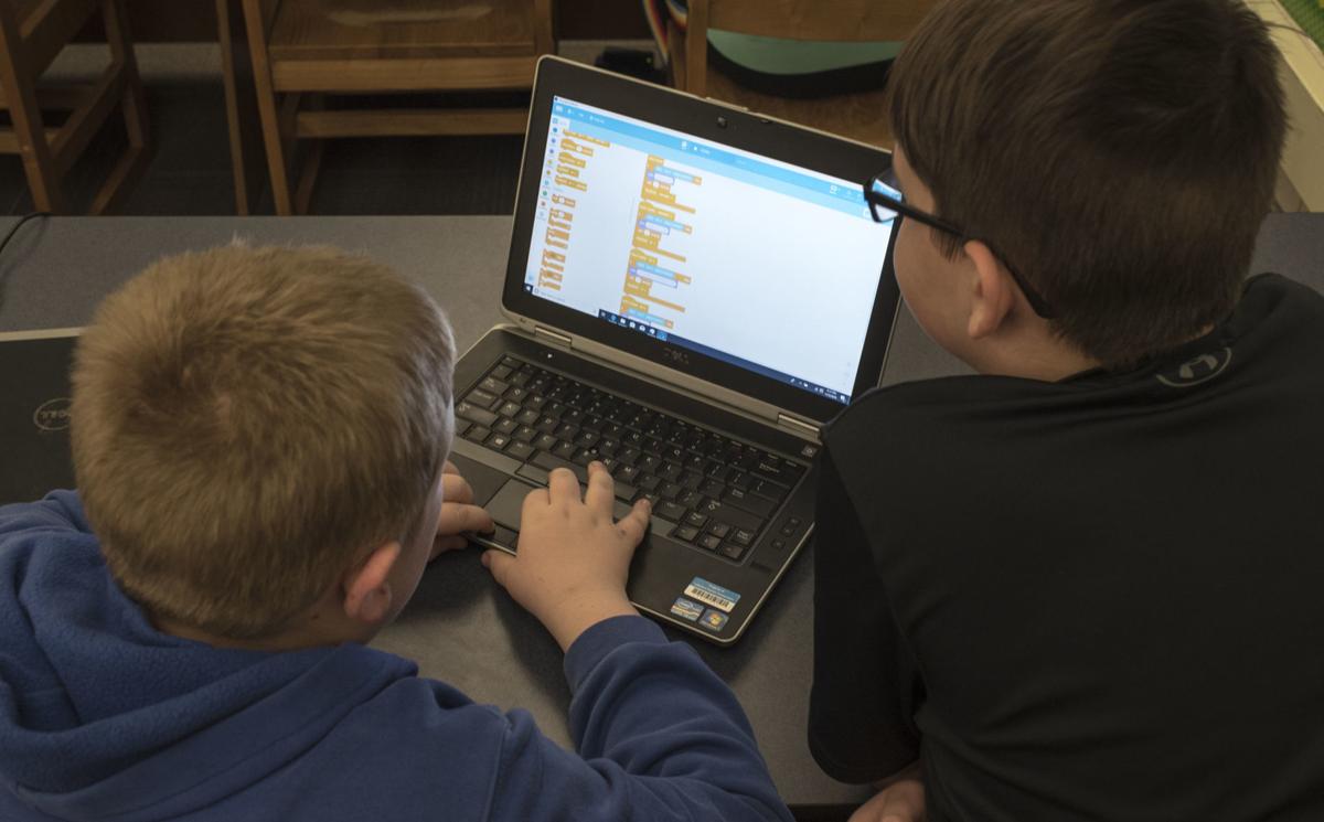 Robotics Club Is About More Than Just Building A Robot News Sun Kpcnews Com