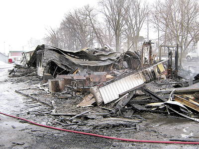 Fire destroys Kendallville businesses | News | kpcnews.com