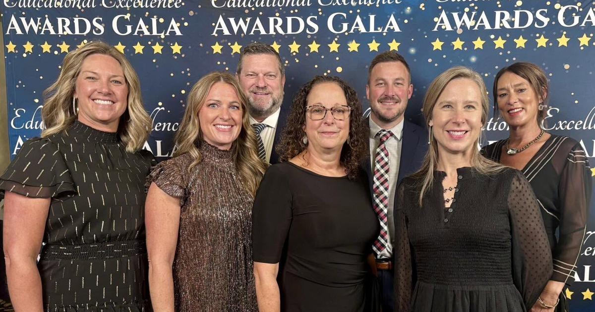 Blue Button Ribbon McKenney-Harrison honored as Indiana Blue Ribbon School | Thestar ...