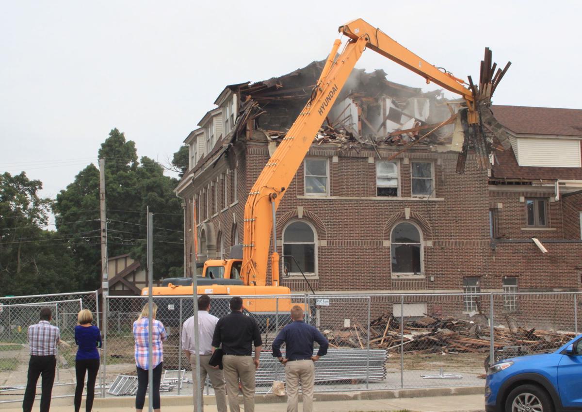 Developers Razing Old Ymca Building Thestar Kpcnews Com