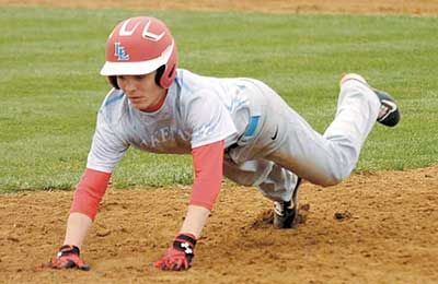 Reese McGuire homers in return as Red Sox beat Mariners 6-4 to snap skid, National Sports