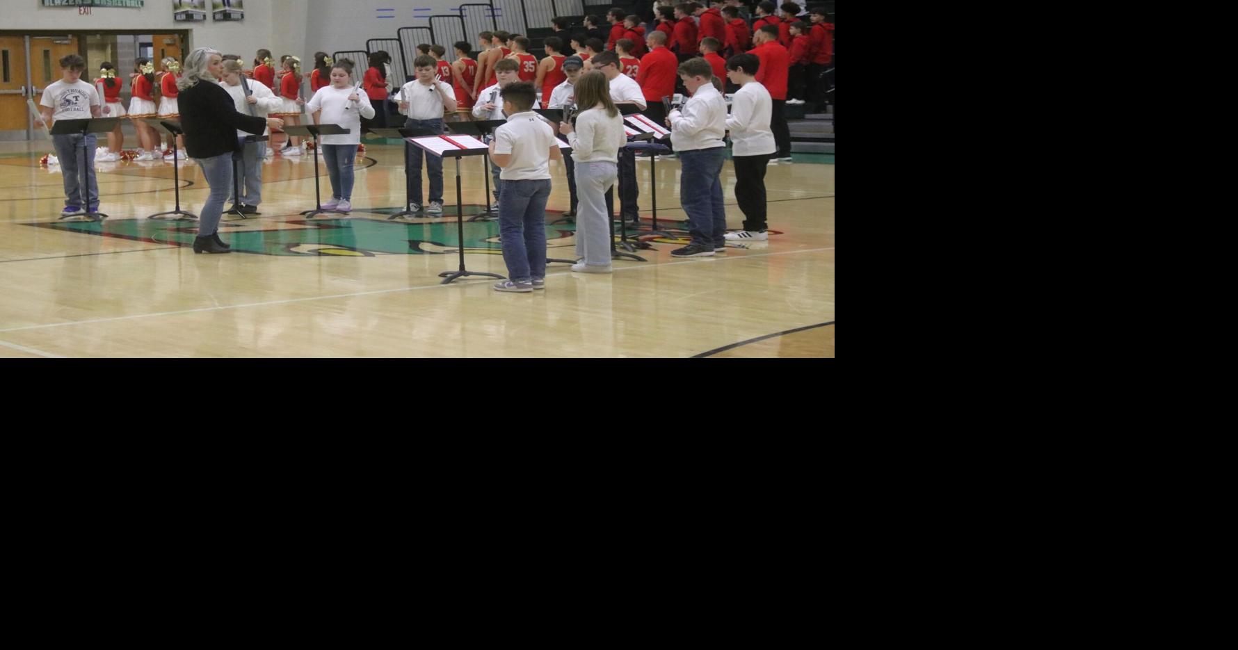 Elementary students perform &lsquo;Star-Spangled Banner&rsquo;