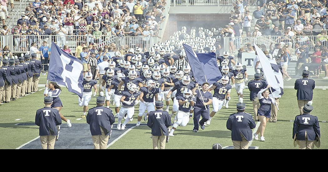 Trine celebrates Photo Galleries
