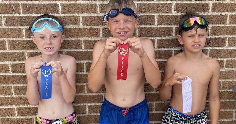 Swimmer meet boys age 7-8