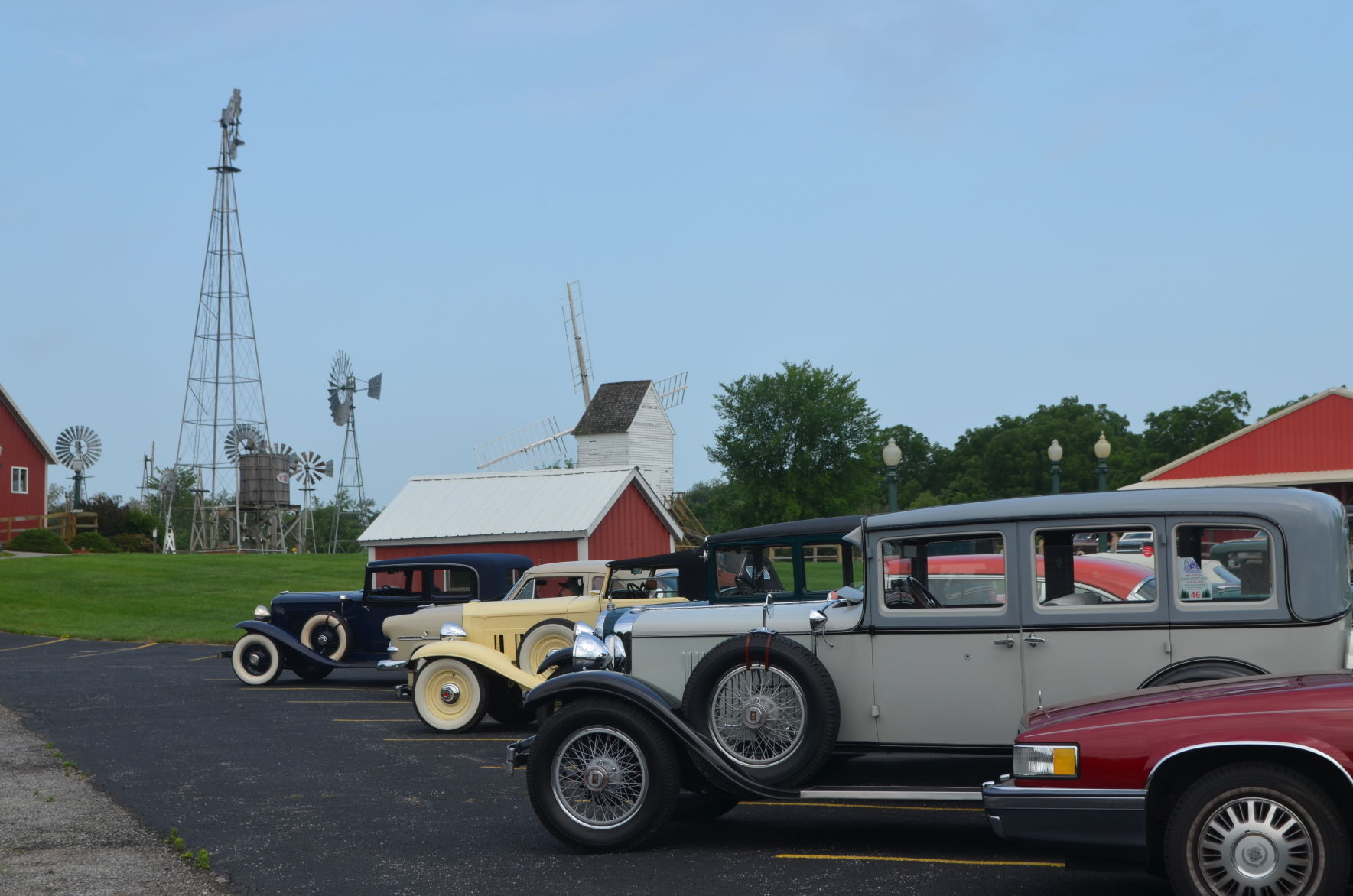 Vintage cars visit Noble County on 70th annual tour - Vimarsana News