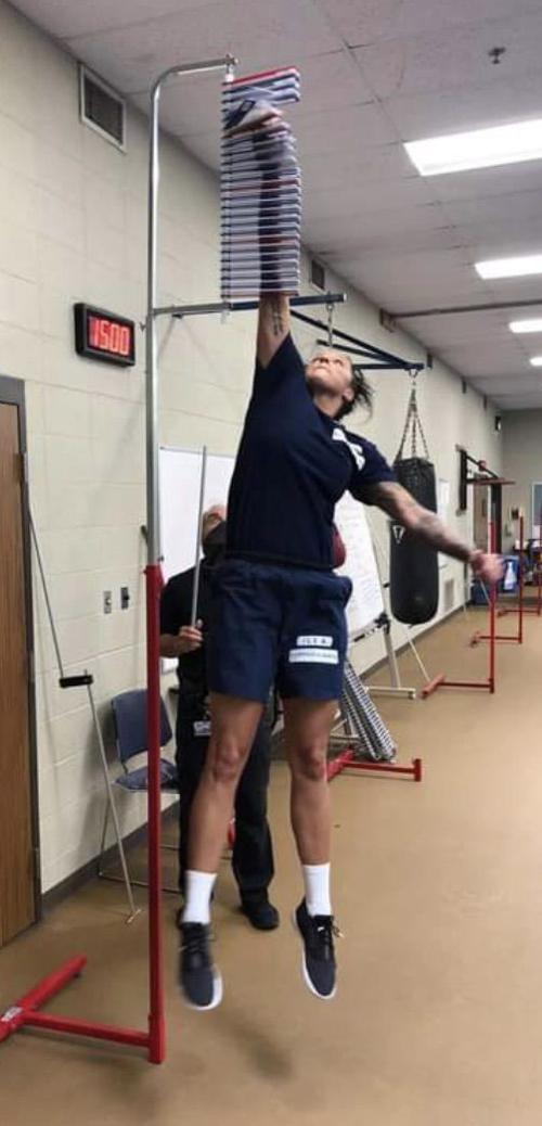 Auburn officer breaks record