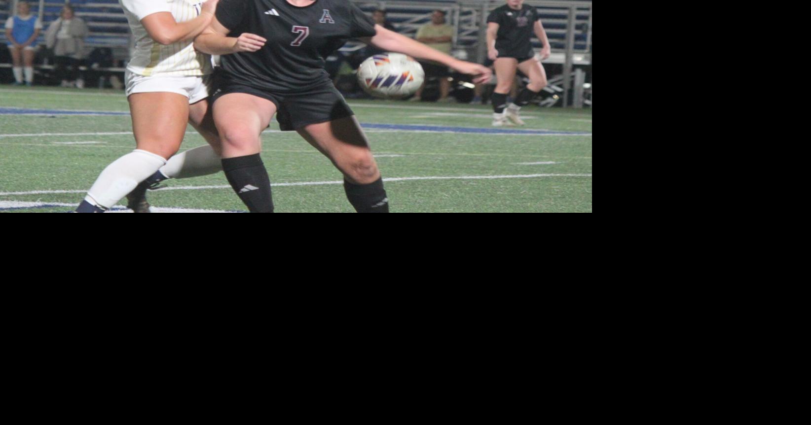 Trine women earn Senior Night shutout over Scots | Eveningstar ...