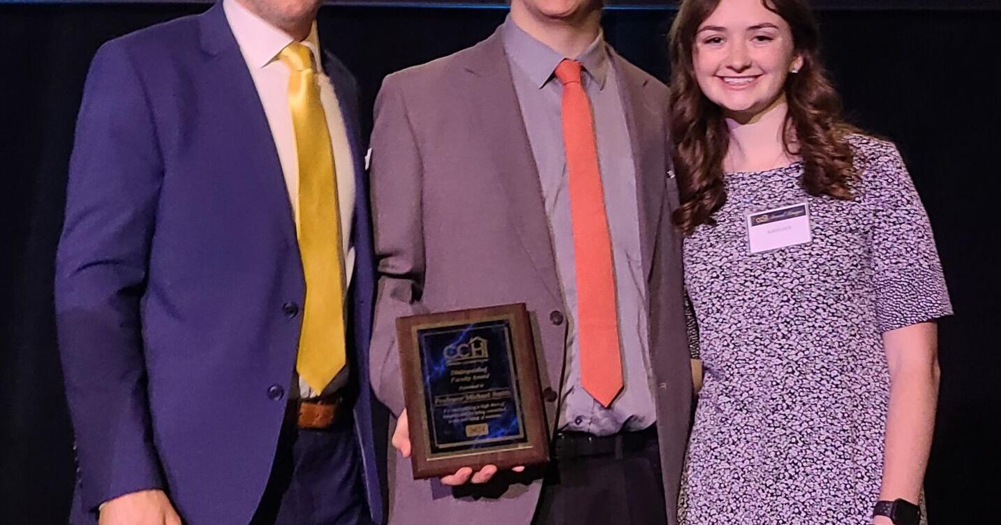 Trine's Christian Campus House recognizes Smith as distinguished faculty - Vimarsana News