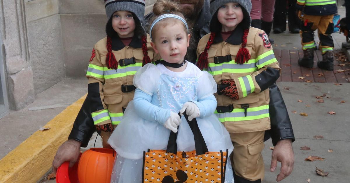 Auburn trick or treat Thestar