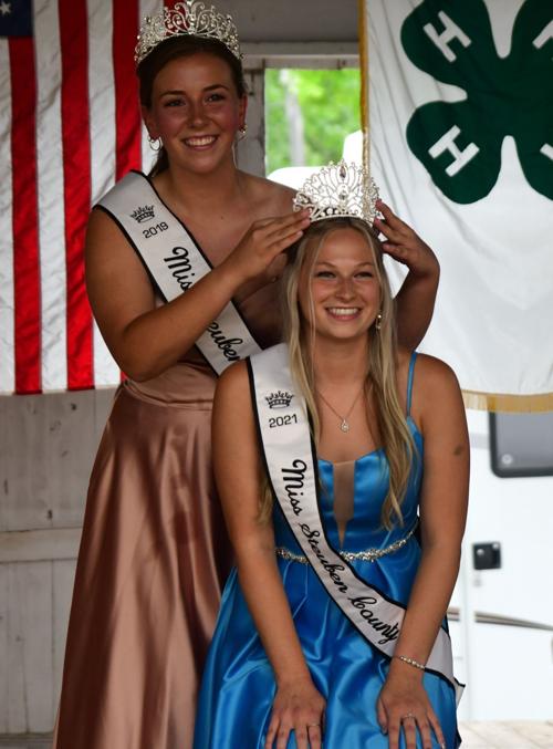 Grace Emberton is Miss Steuben 2021