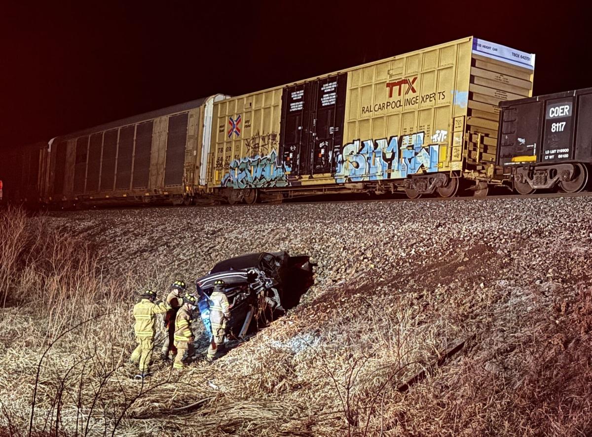 Stuck vehicle hit by train | Thestar