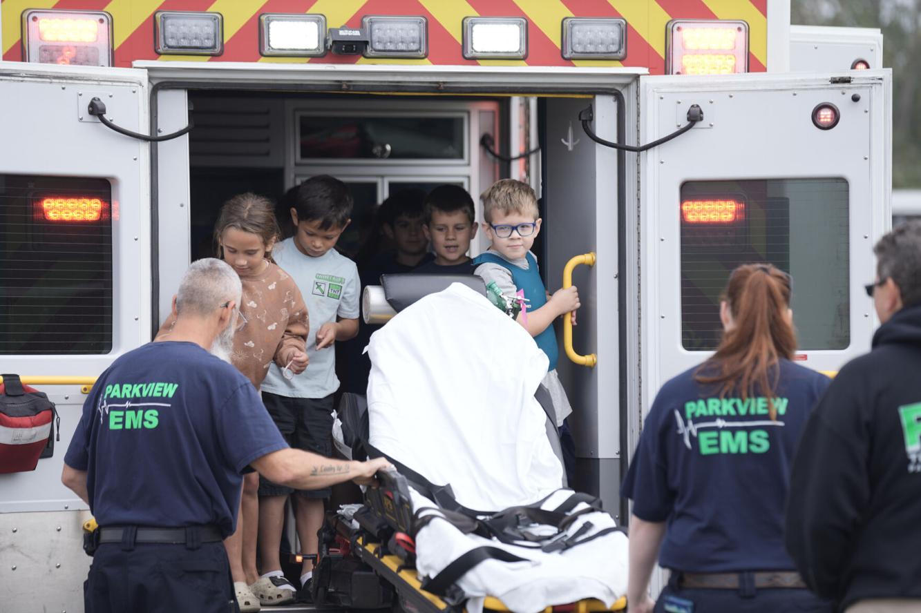 DeKalb Eastern students explores careers Thestar