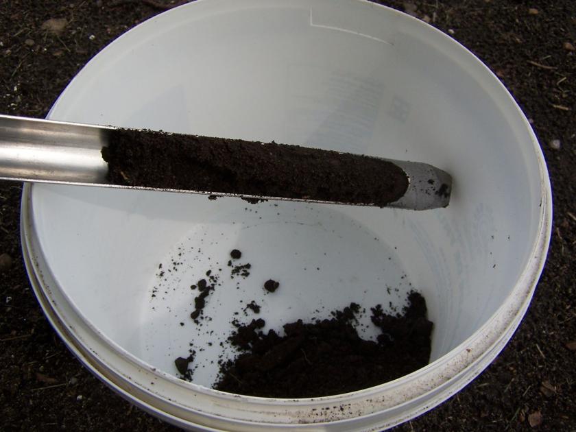 Soil tests measure need for fertilizer Features