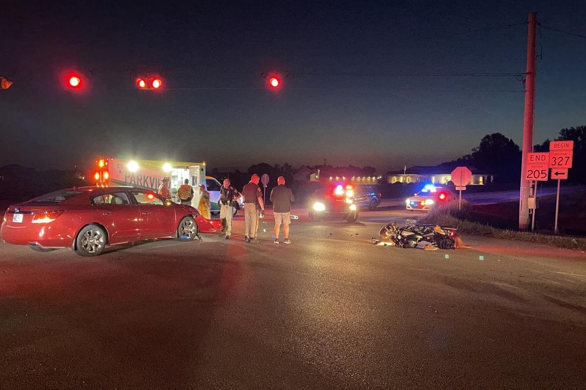 5 teens hospitalized after 2-car crash at DeKalb County intersection