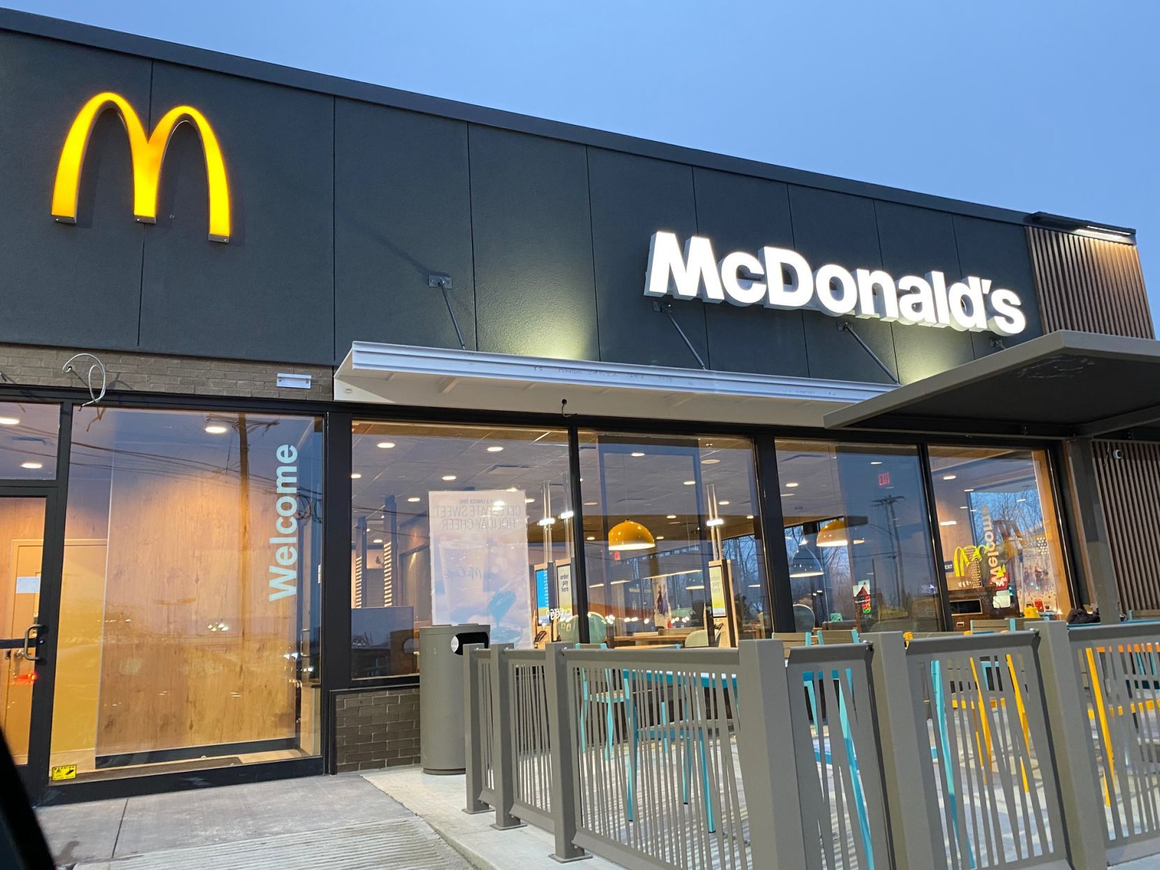 Modern mcdonalds shop