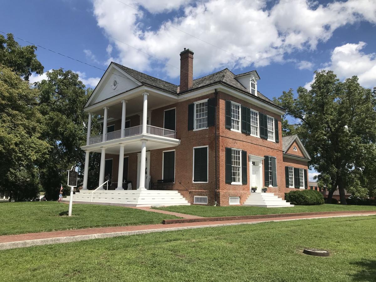 Vincennes, Indiana — gateway to the west Columnists