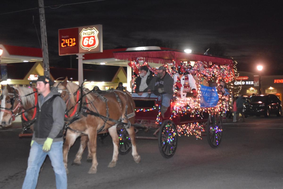 Fremont Christmas Parade 2017 | Photo Galleries | kpcnews.com
