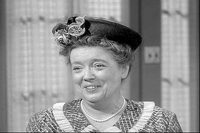 400px x 267px - Mayberry cookin' with Aunt Bee | Kpcnews | kpcnews.com