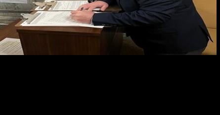 Isa files paperwork for candidacy for House 51 - Vimarsana News