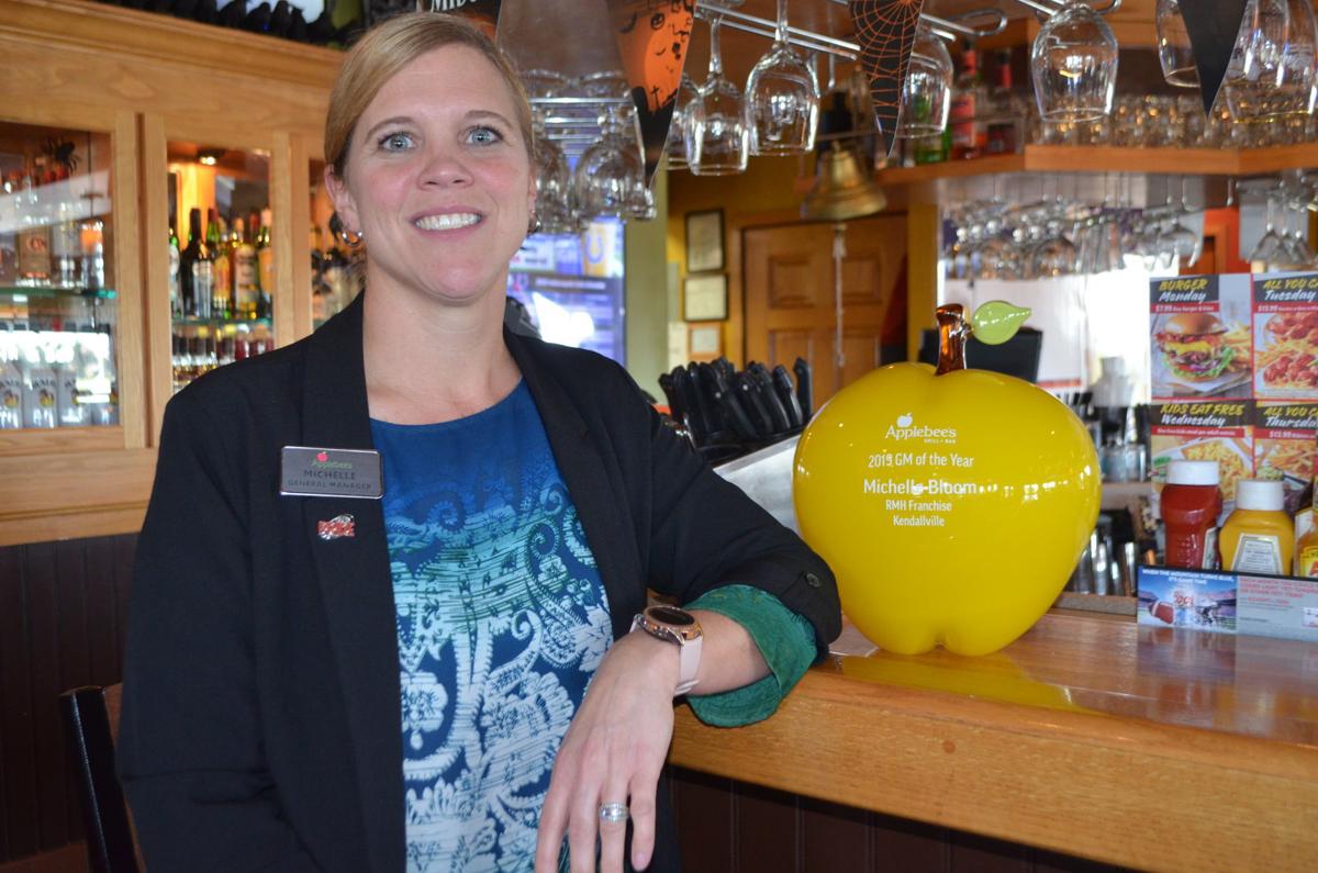 Kendallville Applebee's, manager earn national honors | News Sun