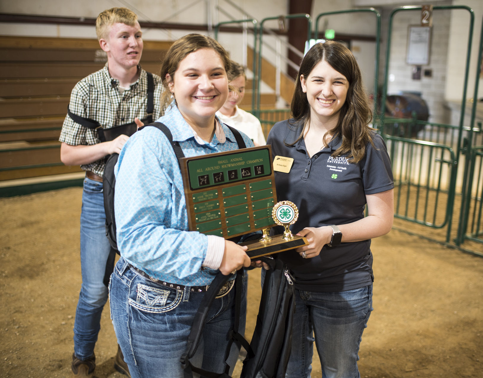 Anders wins second small animal showmanship trophy in her career - Vimarsana News
