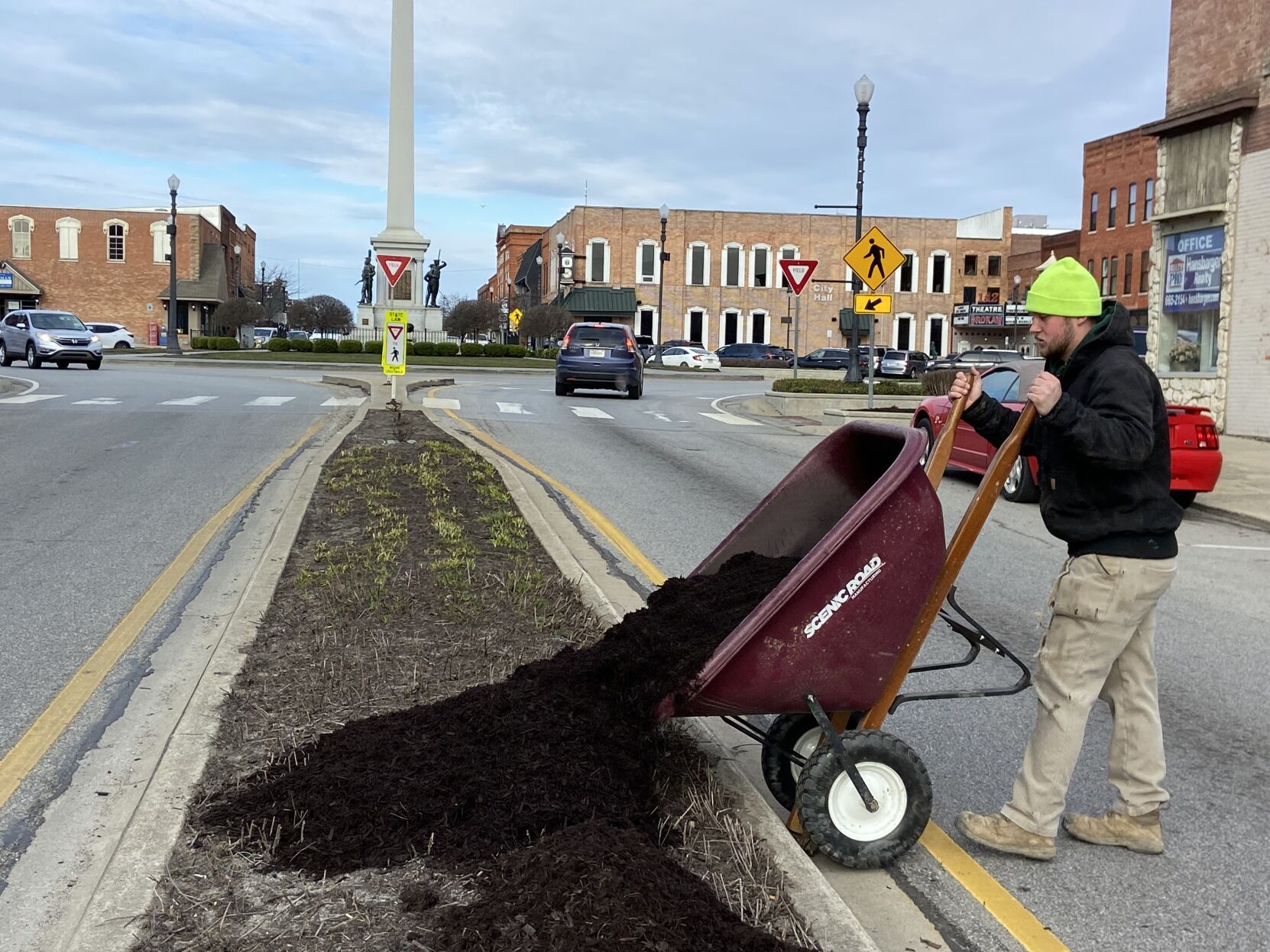 Getting Ready For Spring | Heraldrepublican | Kpcnews.com