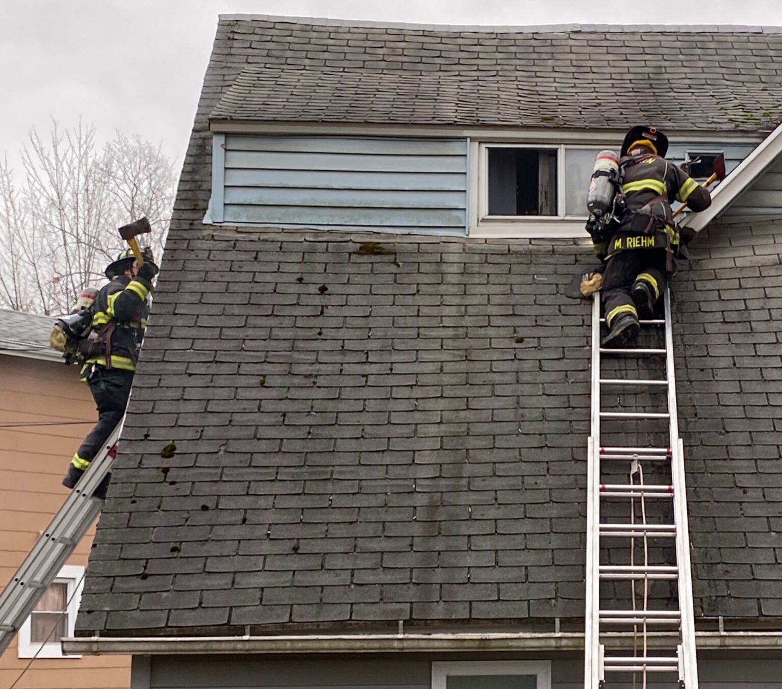 Fire above ceiling damages duplex - Vimarsana News