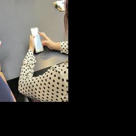 Indiana House panel weighs tighter school cell phone ban