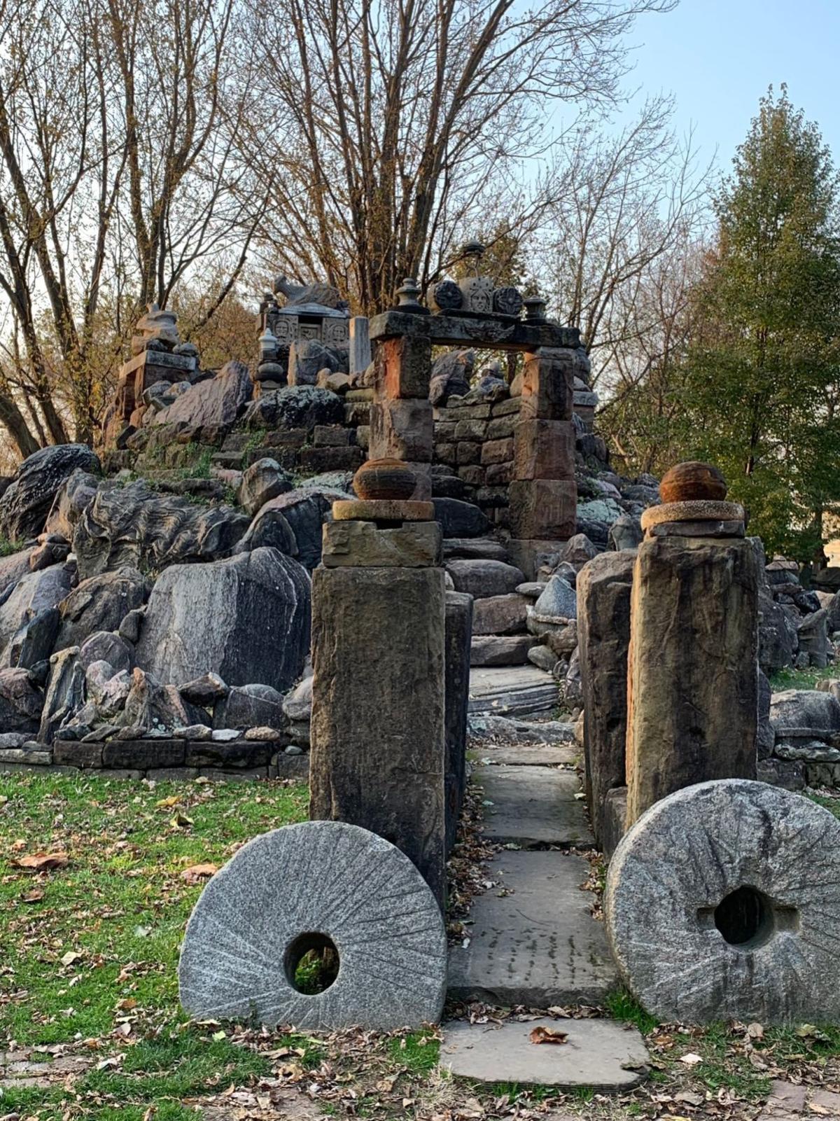 Geological Shrine Dedicated To Tolerance Outdoors Kpcnews Com